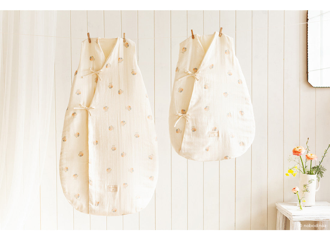 nur-23-97-eur-fur-gigoteuse-dete-0-6-mois-dreamy-summer-sleeping-bag-blossom-online-im-shop_1.jpg