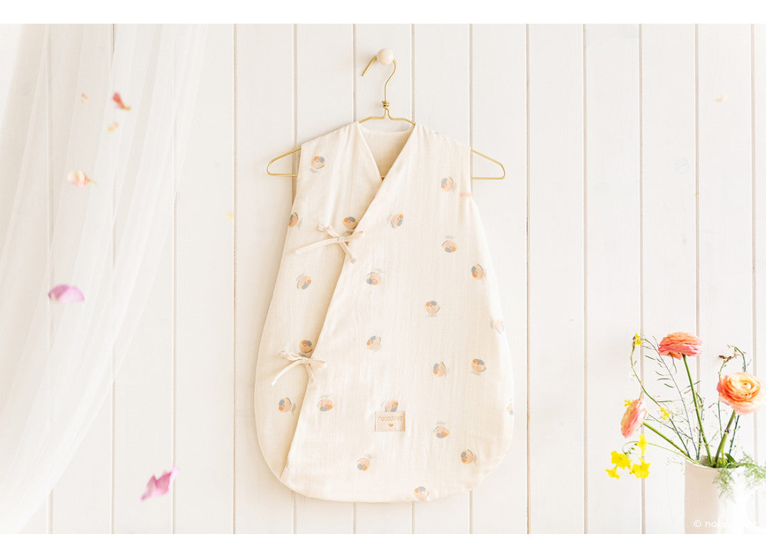 nur-23-97-eur-fur-gigoteuse-dete-0-6-mois-dreamy-summer-sleeping-bag-blossom-online-im-shop_3.jpg